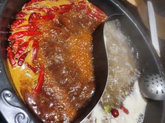 菌汤麻辣鸳鸯锅-宽板凳老灶火锅(簋街店)