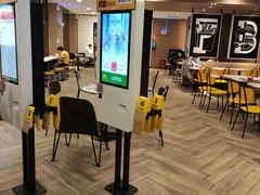 -麦当劳(华融店)