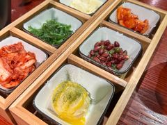 -喜牛烧肉酒场·黑金店(威高广场店)