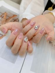 -七彩虹美甲美睫 半永久