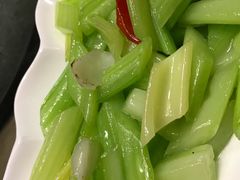 -王府井酒店(金桥港湾店)