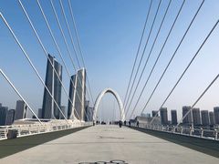 -南京眼步行桥