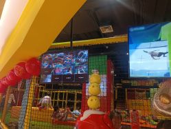 -蹦蹦跳跳(新奥购物中心店)