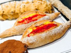 -HOT CRUSH趁热集合·现烤面包(上海环球港店)