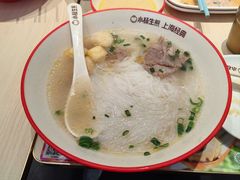 -小杨生煎(金山百联购物中心3楼店)
