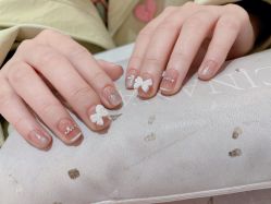 -杨美丽·美甲美睫