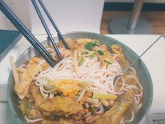 -忆螺巷螺蛳粉(步行街小巷店)