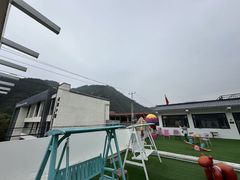 -何适山庄·团餐住宿(水长城P2停车场店)