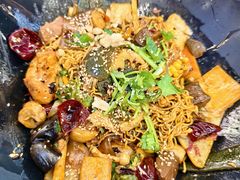 -醉人椒麻辣香锅(王府井喜悦店)