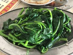 -辉记虾塘海鲜农庄