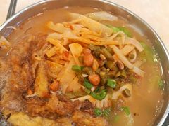 -卓雅桂林米粉