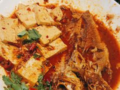 黄鱼烧豆腐-叁宝烤肉• 西安烧烤 领跑品牌(曹家堡店)