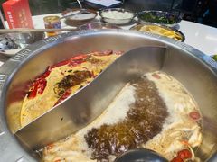 -憨铁匠老火锅(龙岗万科里店)