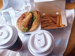 -必胜客(欢乐颂店)