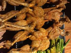 炭烤牛蛙-串亿88烧烤·羊腿·羊蝎子(板泉路店)