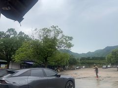 -安吉龙王山峡谷漂流