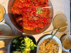 -巴厘龙虾·榜首油焖大虾(音乐学院·沿江酒馆店)