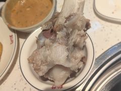 -三人行骨头王火锅(长寿店)