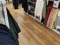 -优衣库(太原龙湖万达广场店)