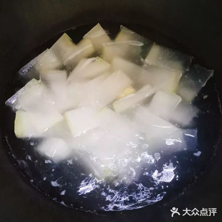 秋季时令食谱•冬瓜肉片汤