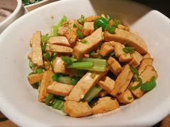 -费大厨辣椒炒肉(吉联MALL店)