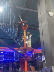 -飞吧潮玩运动蹦床游乐场