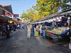 -拉威海鲜市场