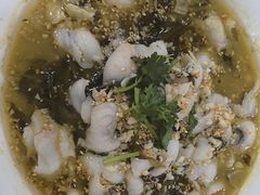 -鹤乡东北菜(崮山路店)