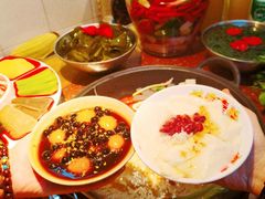 -赵美丽·重庆社区火锅·直营店(火车东站·中豪国际店)