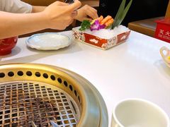 三文鱼刺身-千寻山野烤肉(中关村店)
