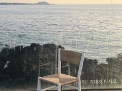 -Cafe Aewol Monsant