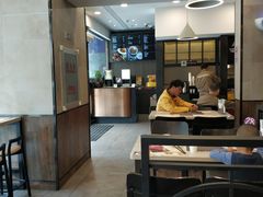 大堂-康师傅私房牛肉面(马泉营奥莱店)