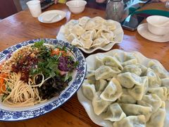 -粘豆包柴火铁锅炖