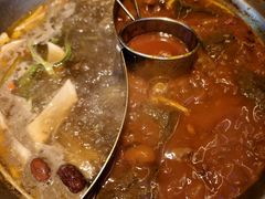 -沸炉重庆老火锅(军事博物馆店)