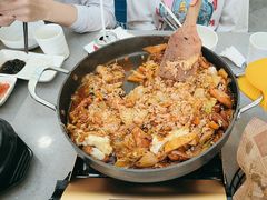 -豚妈妈汤饭·部队锅(南京东路店)
