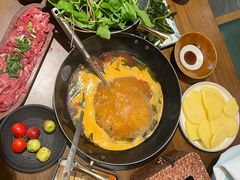 -贵厨酸汤牛肉(小十字店)