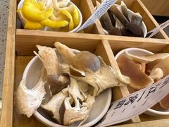 -阿婆情腊排骨火锅(金虹路店)