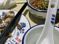 -三亚火车头万人海鲜广场