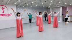 -艺佳舞蹈培训学校