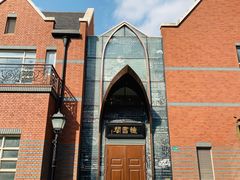 -钟书阁(松江泰晤士小镇店)