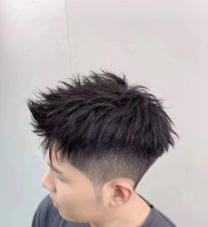 -IU潮牌·SALON
