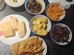 -九鼎轩脆毛肚火锅(南京东路店)