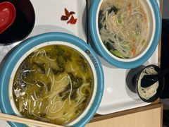 -灵芝妹子海鲜米线(劳动公园店)