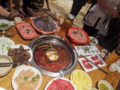 -城墙拐拐火锅(三峡广场黑金冠店)
