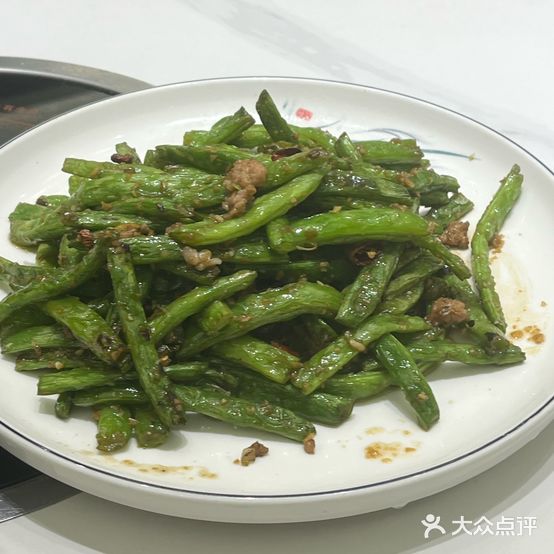 何福记东北饺子酱大骨(中建大观天下店)