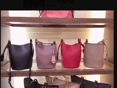 -BURBERRY(上海港汇恒隆广场店)