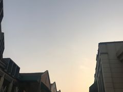 -王府井奥莱临潼小镇(临潼店)