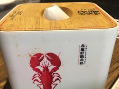 手套-龙巢盱眙龙虾·牛蛙·烧烤宵夜(八卦岭店)