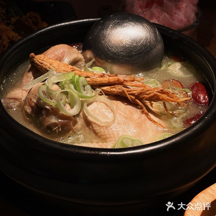 💫🎄超有圣诞氛围的韩式创意料理店！🔥人参鸡汤冬季养身首选！