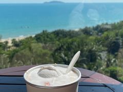 -三亚湾海居铂尔曼度假酒店